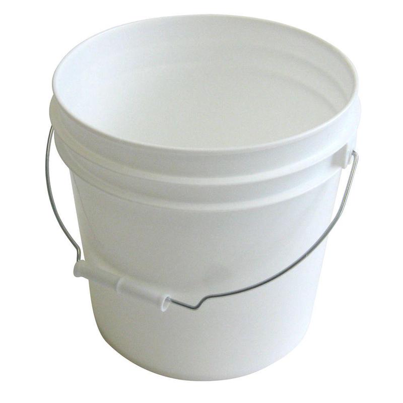 2 Gallon Plastic Bucket